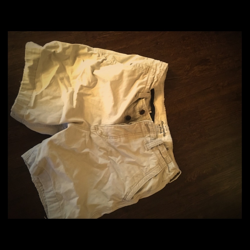 Men's Abercrombie and Fitch shorts 34